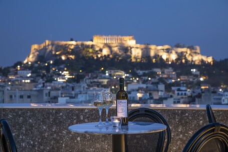 The Pinnacle Athens - Image 2