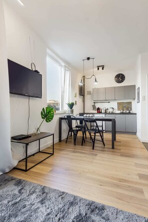 Comfort Studio Suite, 1 Double Bed with Sofa bed, City View