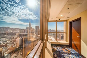 Land view from property - Al Kiswah Towers Hotel (Makkah)