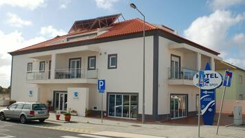 Façana frontal de l'allotjament