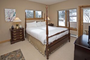 Townhome, 3 Bedrooms | 3 bedrooms, free WiFi