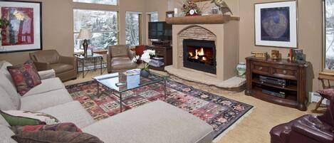 Maison mitoyenne, 3 chambres | Salle de séjour | TV connectée