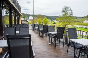 Terrace/patio - Zum Valwiger Herrenberg (Valwig)