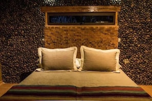 Superior Double or Twin Room, 1 King Bed, Non Smoking | Individually decorated, individually furnished, free WiFi, bed sheets