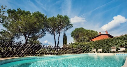 Villa Nuba, Pinturicchio-Salzwasserpool, Wi-Fi, Holzkamin, 5 Minuten vom Zentrum entfernt