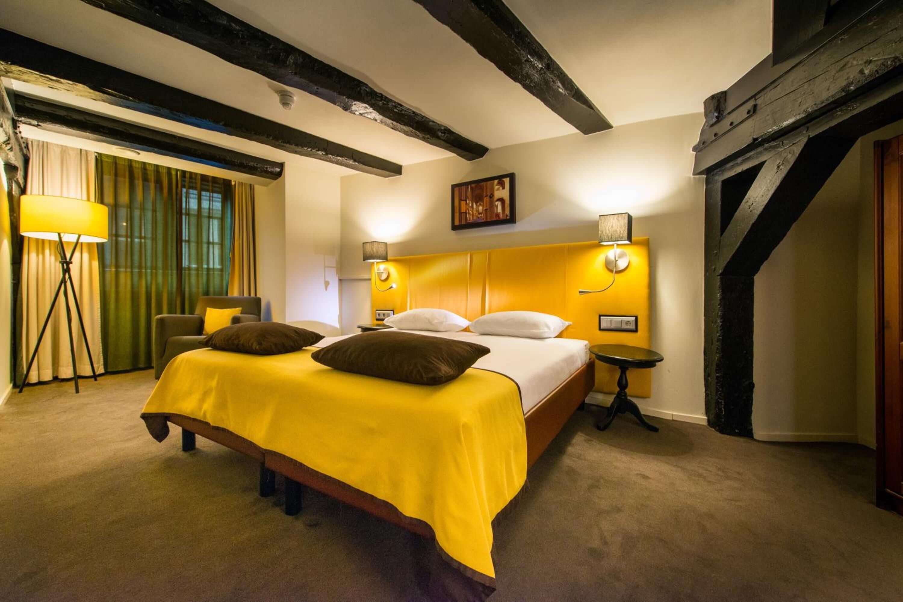 minibar, in-room safe, desk, soundproofing