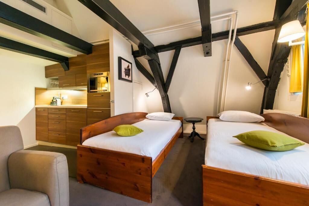 minibar, in-room safe, desk, soundproofing