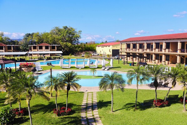 Exterior - Grand Caporal Hotel (Chiquimula)