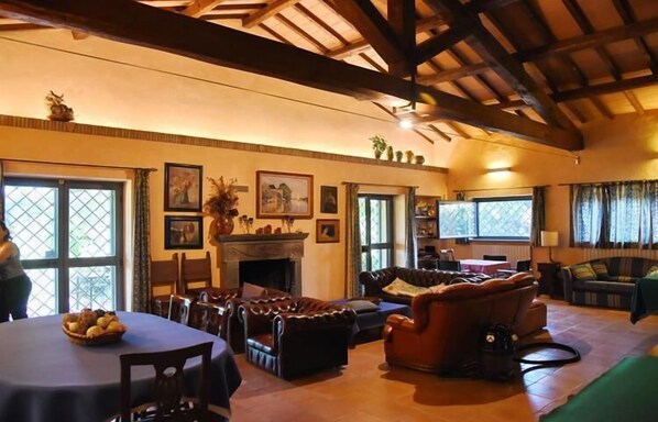 Interior - Vigna Di Valle (Bracciano)