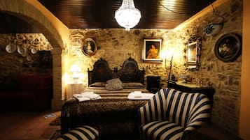 Vierbettzimmer | Zimmersafe, individuell dekoriert, individuell eingerichtet