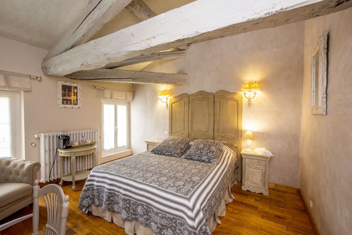 Comfort Room, 1 Queen Bed, Non Smoking, Park View | 1 bedroom, premium bedding, desk, soundproofing