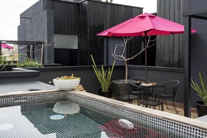 Terrace/patio - Elena de Cobre, Leon, a Member of Design Hotels (León)
