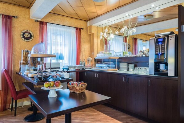 Free daily buffet breakfast - Hotel Sperling (Speyer)