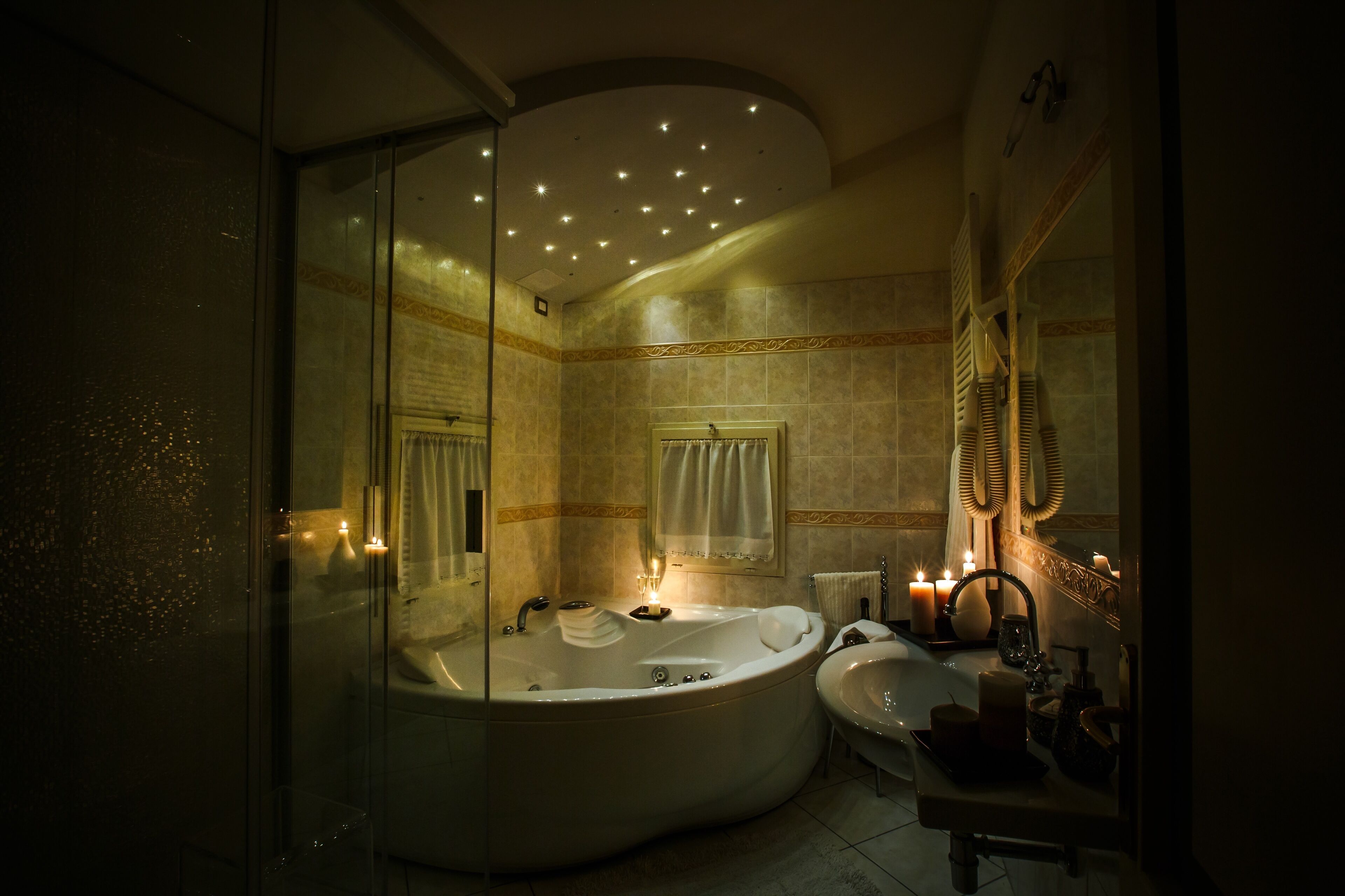 Combined shower/bathtub, jetted bath, hair dryer, bidet