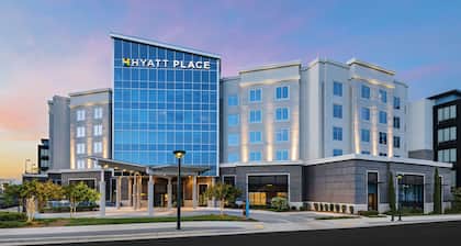 Hyatt Place Greensboro/Downtown