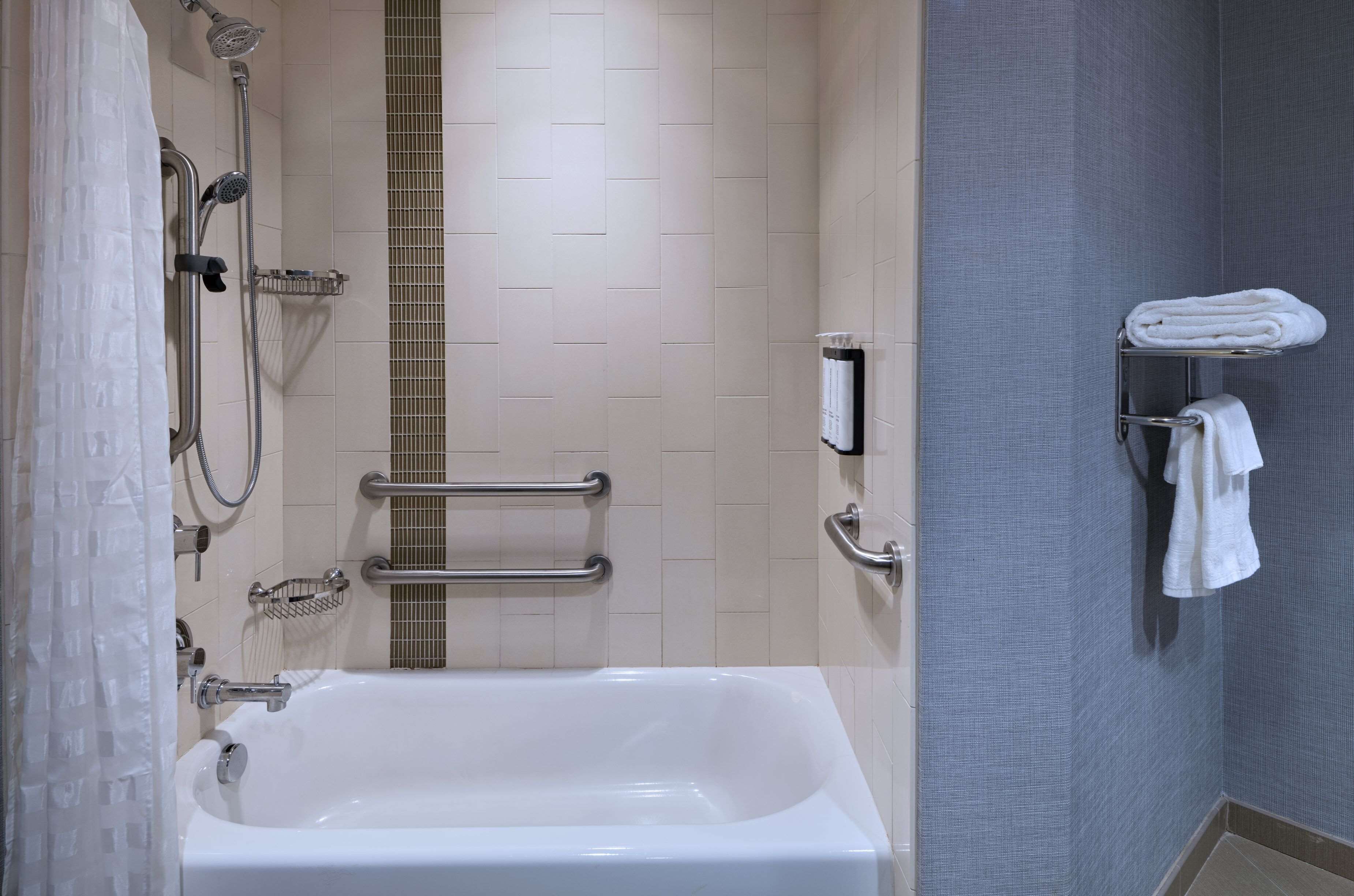 room, accessible, bathtub (2 queenbed & 1 sofabed) | bathroom | deep-soaking bathtub, hydromassage showerhead, designer toiletries