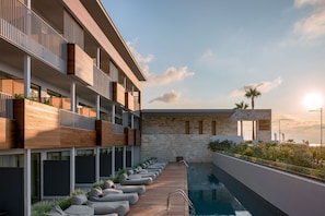 Front of property – evening/night