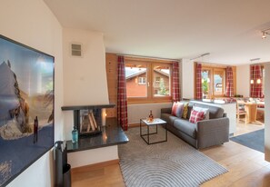 TV - Chalet Sole - ski-in, ski-out (Wengen)