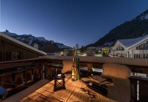Outdoor dining - Chalet Sole - ski-in, ski-out (Wengen)