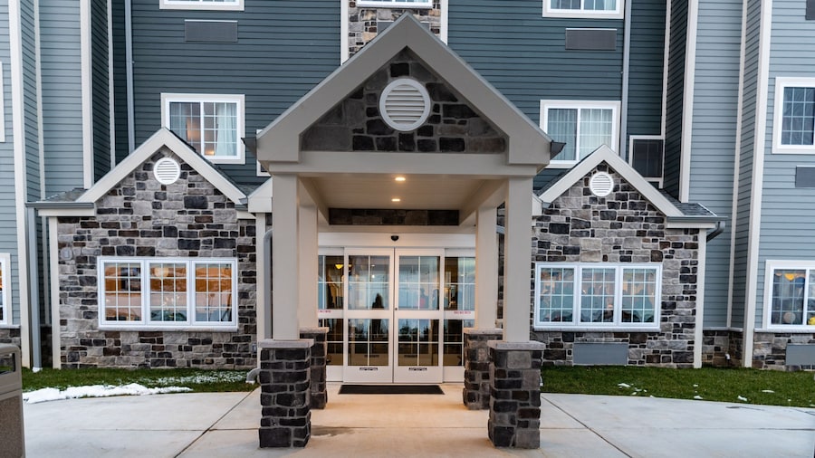 Microtel Inn & Suites by Wyndham Carlisle