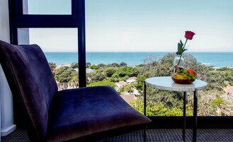 Quarto superluxo, vista para o oceano, no piso térreo | Vista do quarto