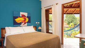 SUITE COM COZINHA | Frigobar, cofres nos quartos, ferros/tábuas de passar roupa