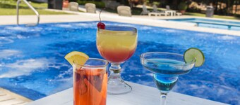 Los Laureles Hotel & Centro de Convenciones