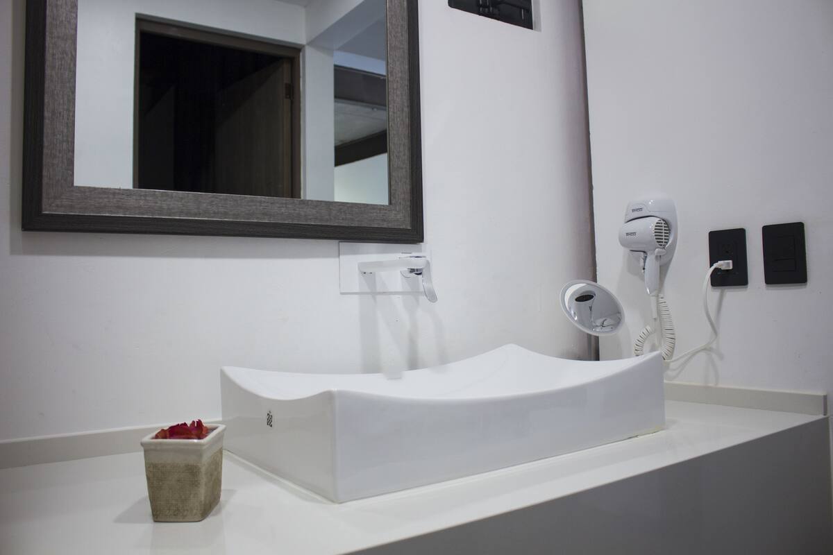 family room, 2 bedrooms, accessible, garden view | bathroom | shower, rainfall showerhead, free toiletries, hair dryer