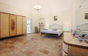 2 bedrooms, free WiFi