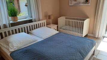 3 sovrum, värdeförvaringsskåp på rummet och strykjärn/strykbräda