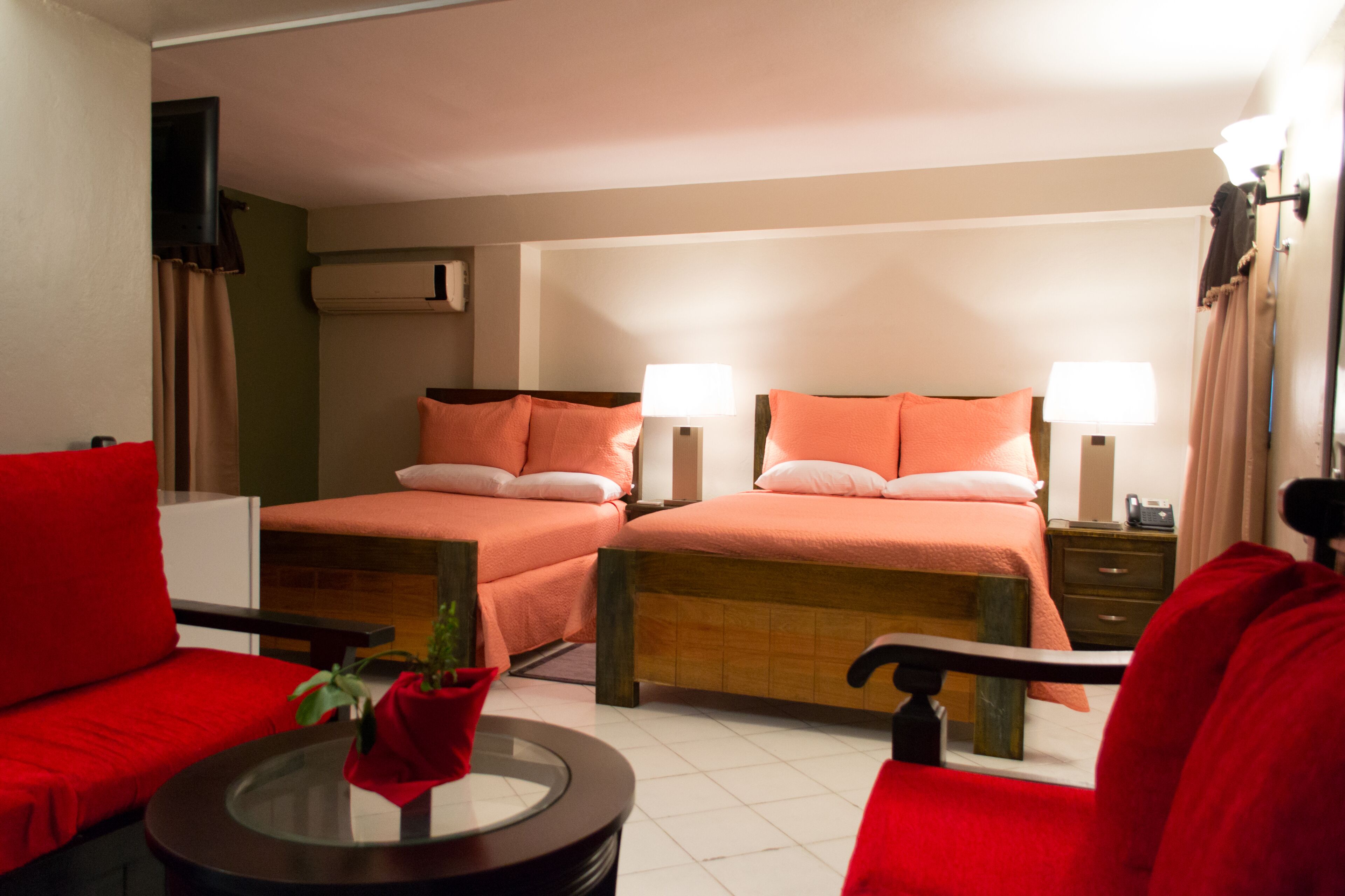 standard double room, 2 single beds, non smoking | egyptian cotton sheets, premium bedding, select comfort beds