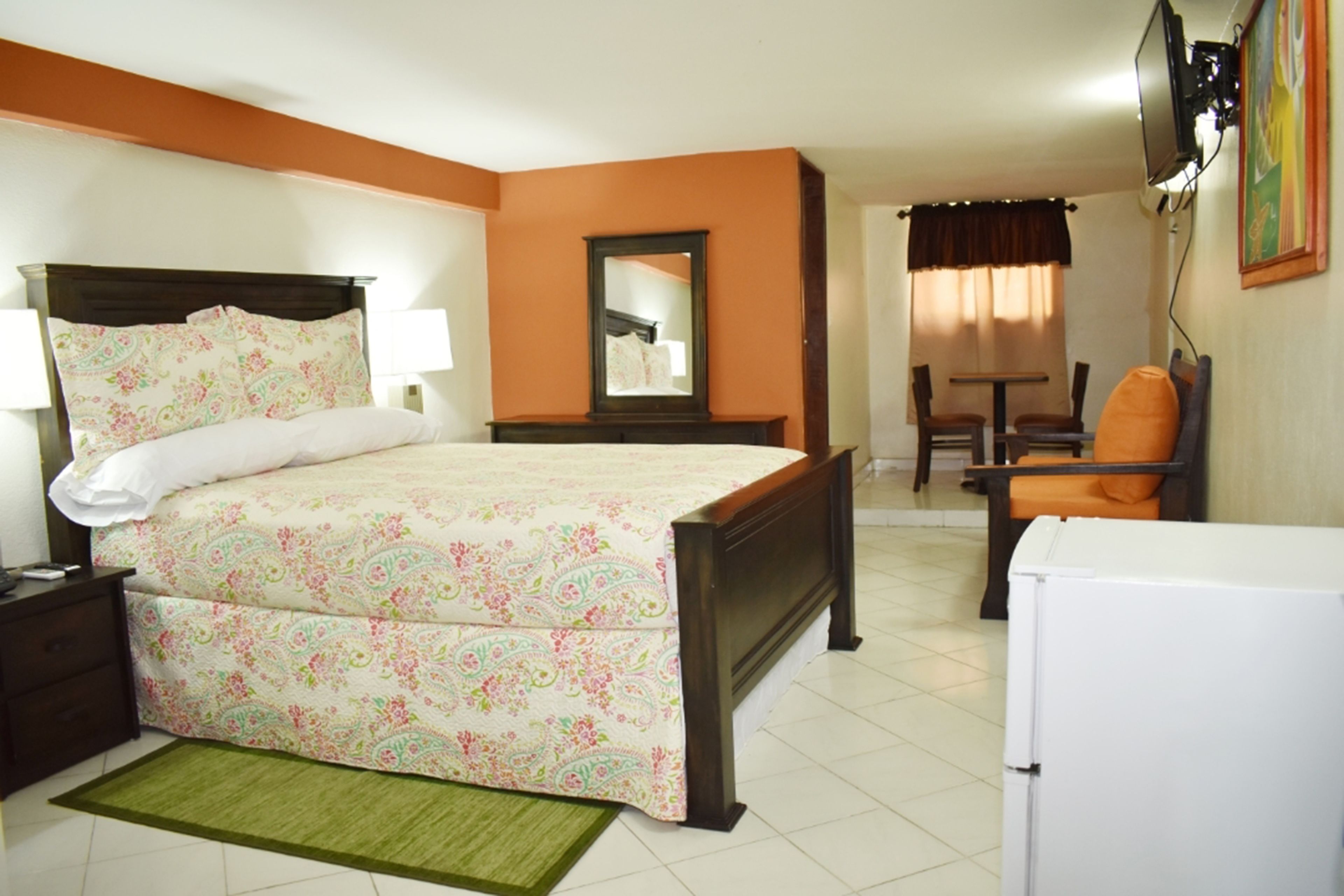 basic single room, non smoking | egyptian cotton sheets, premium bedding, select comfort beds