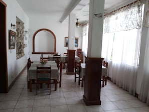 Restaurant - Flower´s Hotel (Flores)