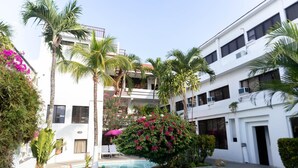 Pool - Flower´s Hotel (Flores)
