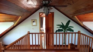 Deluxe House, Multiple Beds, Non Smoking (Casa Coral) | Living area | 32-inch flat-screen TV with cable channels, TV, DVD player - Casa de Paradise (Roatan)