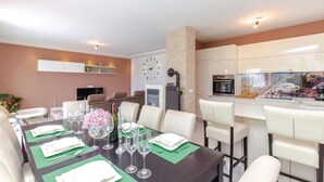 Dining - Stunning home in Smrika with sauna (Smrika)