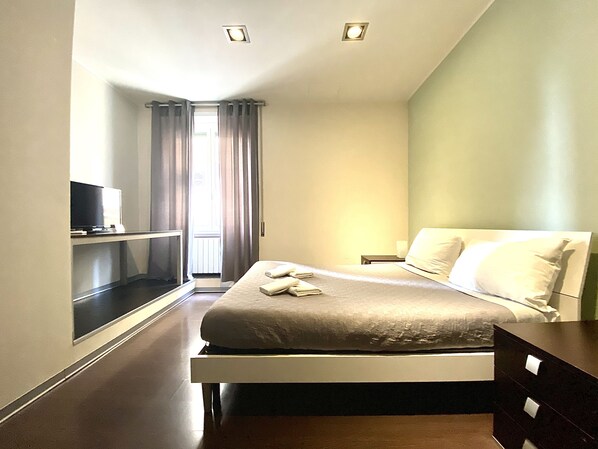 经典双人房 | 羽绒被、免费 WiFi