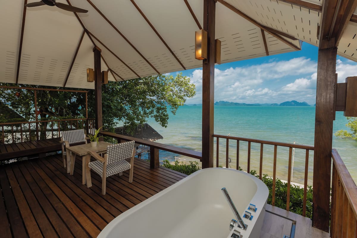 Villa by The Sea | Terraza o patio