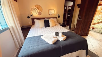 Standard Double Room, 1 Queen Bed, Non Smoking, Garden View