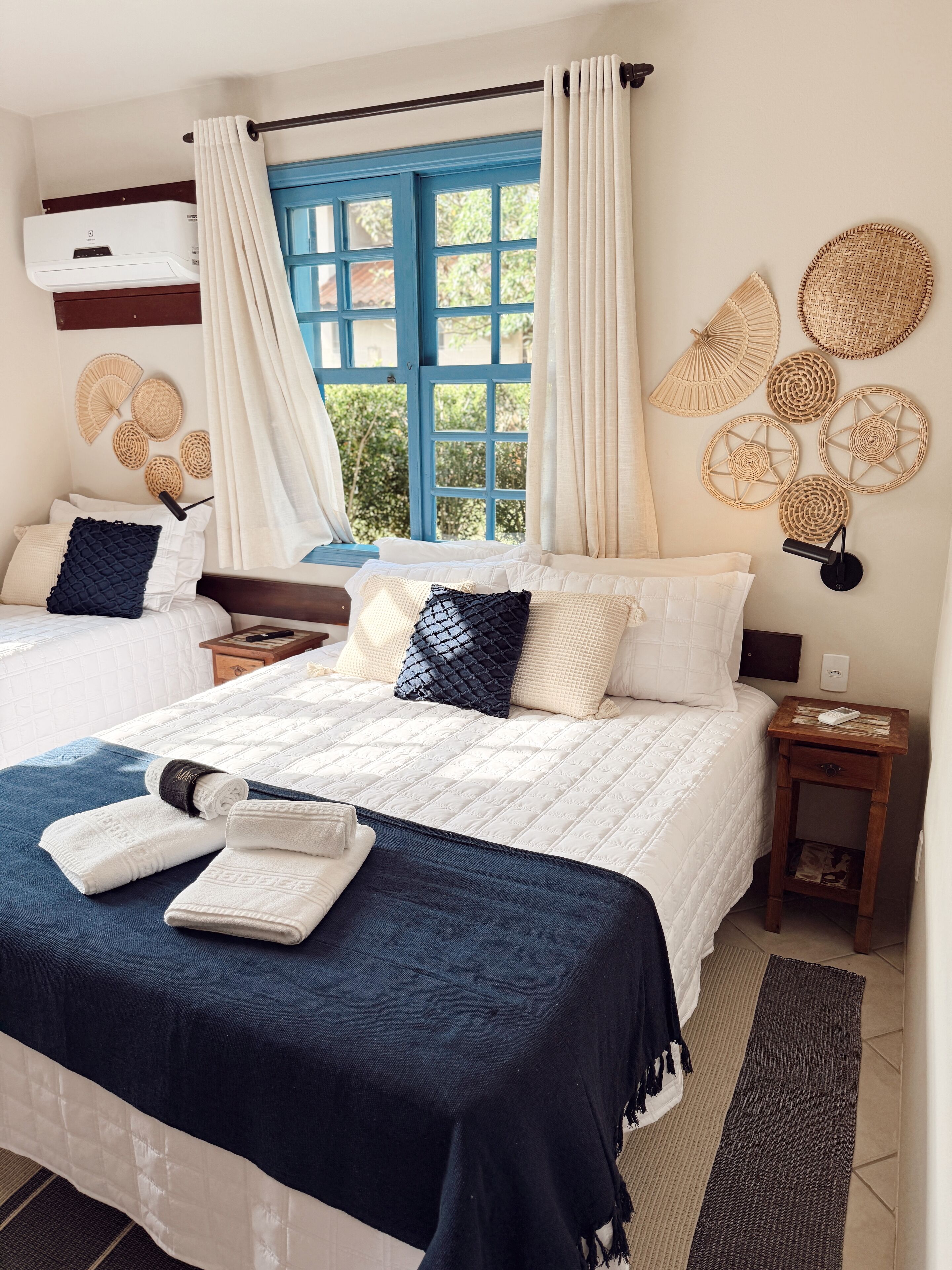 Rom – standard, 1 soverom | Sengetøy av topp kvalitet, minibar, safe på rommet og skrivebord