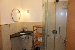 Towels, soap, shampoo