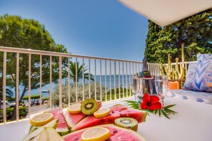 Property grounds - House in first line Bell Punt in Alcudia (Alcanada)