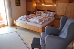 1 soverom, strykejern/-brett, wi-fi og sengetøy