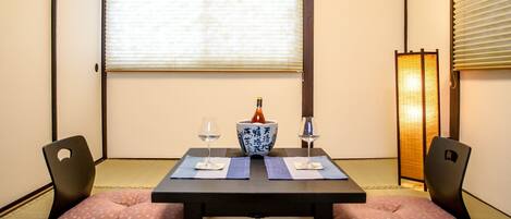 Private Vacation Home | Soundproofing, free WiFi