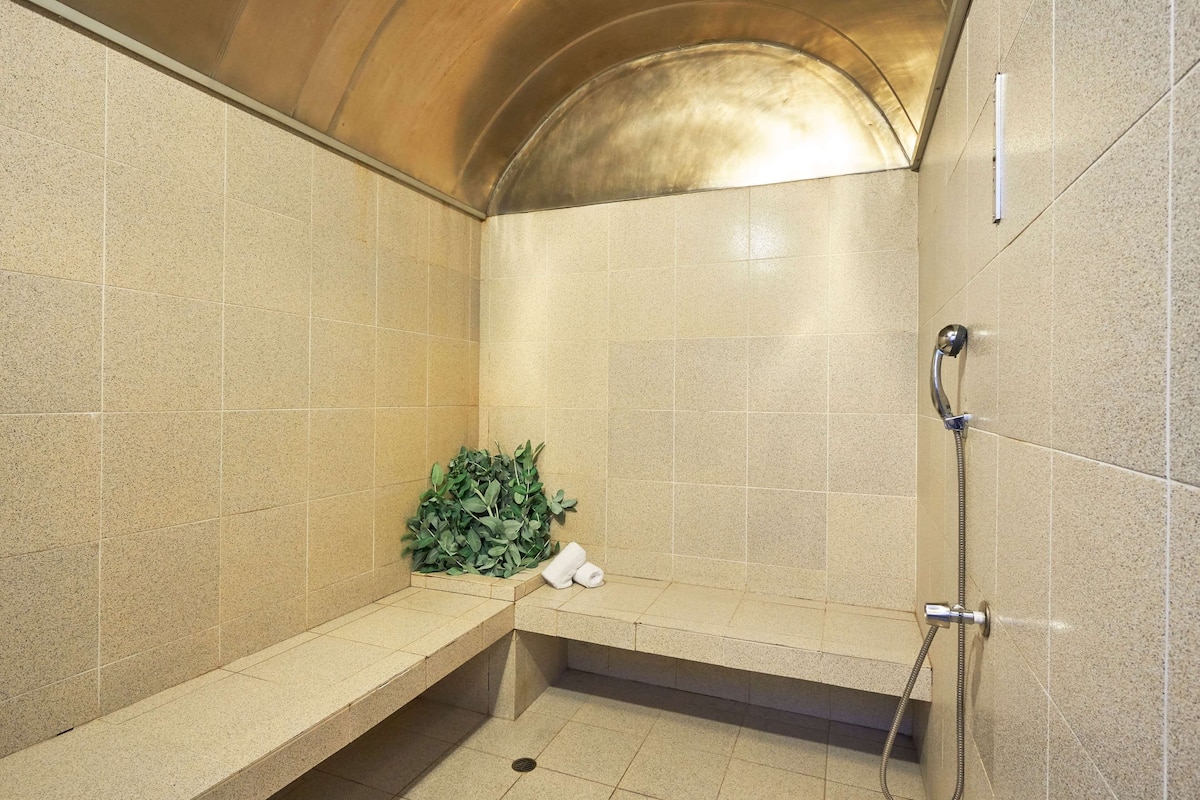 sauna, body treatments, 1 treatment room, massages