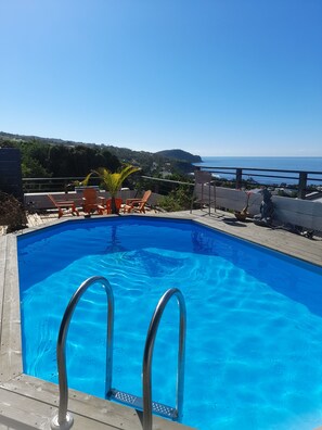 Pool - Villa with beautiful sea view and pool (saint pierre)