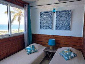 3 عدّة غرف نوم ومكواة/لوح كي وواي فاي مجانًا وملاءات أسرّة