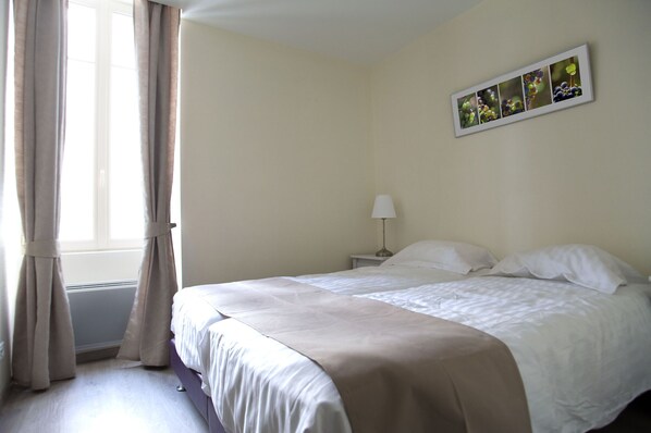 1 bedroom, iron/ironing board, free WiFi, bed sheets