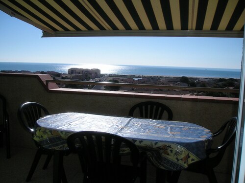 Pavillon T3 *** 72m2 Meerblick 180 °, Wifi, Pool, Internet, Klimaanlage,