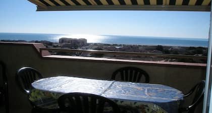 Pavillon T3 *** 72m2 Meerblick 180 °, Wifi, Pool, Internet, Klimaanlage,
